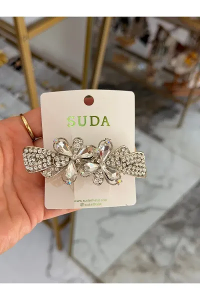 Taş Detaylı Çiçek Model Toka