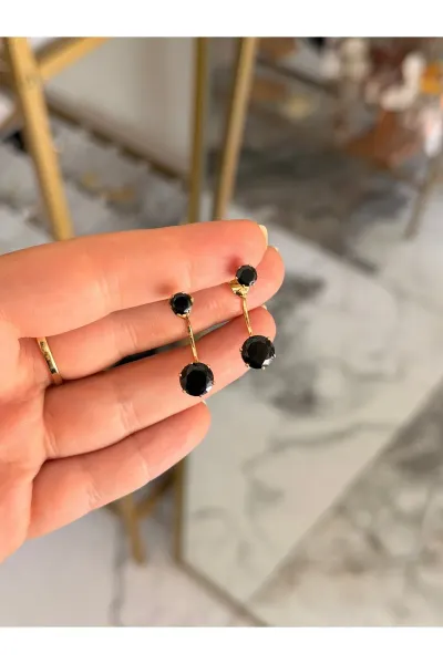 Siyah Tek Taş Model Gold Detaylı Tasarım Küpe