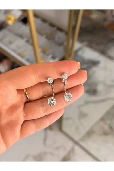 Tek Taş Model Silver Detaylı Tasarım Küpe
