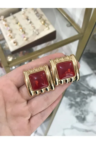 Bordo Şık Kare Model Küpe