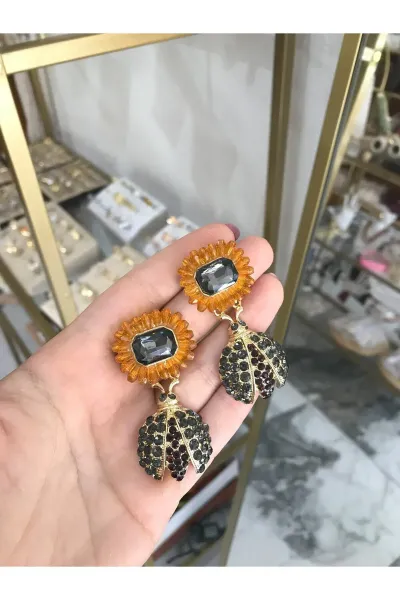 Tasarım Ayçiçeği ve Arılı Küpe