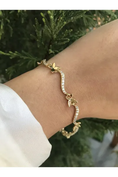 Zarif Kelebek ve Taş Detaylı Gold Model Bileklik
