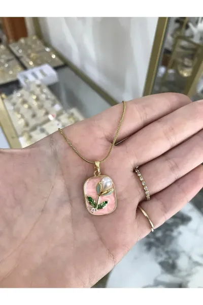 Pembe Lale ve İnci Detaylı Çelik Sanat Kolye