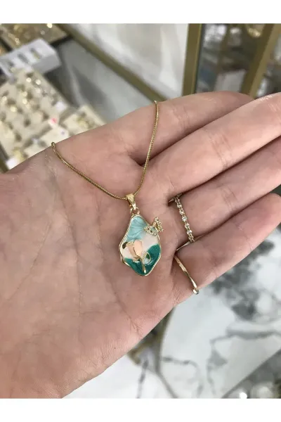 Renkli Kelebek Detaylı Çelik Sanat Kolye