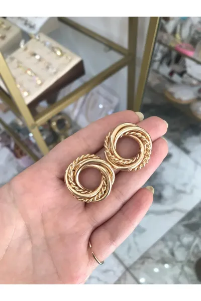 Yuvarlak Burgu Model Küpe
