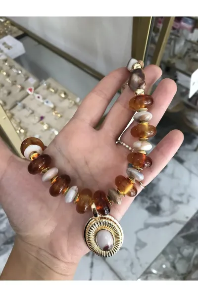 Cam Boncuk Model Gol Detaylı Elegant Kolye