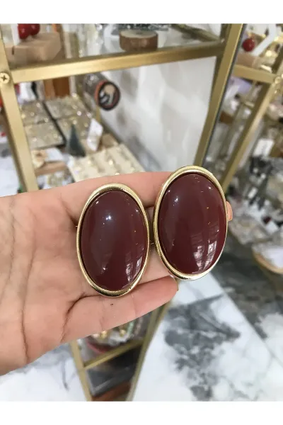 Oval Düğme Model Bordo Küpe