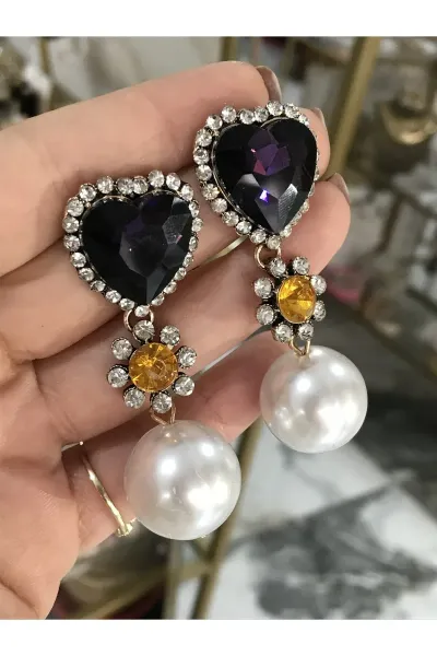 Tasarım Kalp ve Çiçek Detaylı İnci Model Küpe