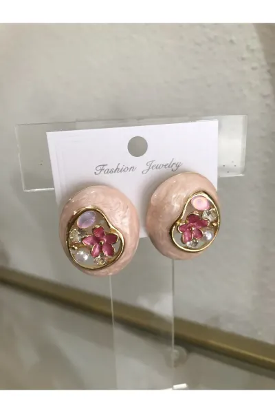 Pembe Küpe