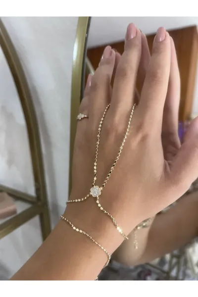 Yonca Detaylı Şık Şahmeran