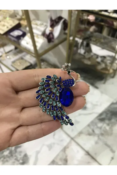 Tavus Kuşu Model Lacivert Taş Detaylı Broş