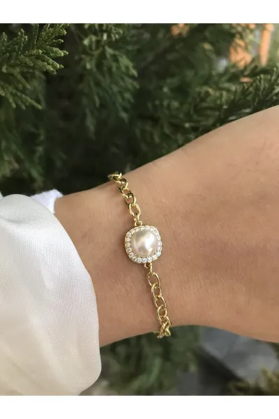Tek İnci ve Taş Detaylı Gold Model Bileklik