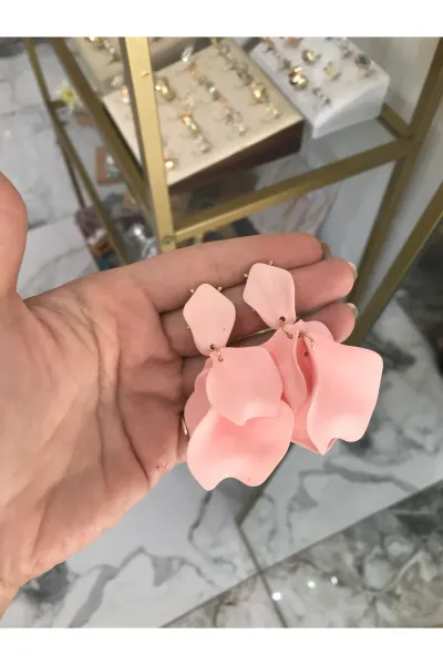 Marka Yaprak Model Küpe