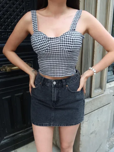 Kareli Kumaş Gloplu Crop Siyah