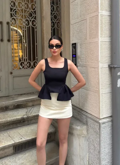 Double Kumaş Volanlı Bluz Siyah