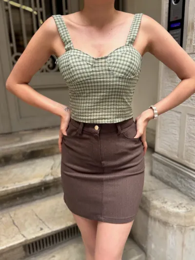 Kareli Kumaş Gloplu Crop Yeşil