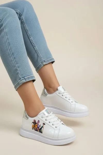 KIZ ÇOCUK KARAKTERLİ SNEAKER — Beyaz