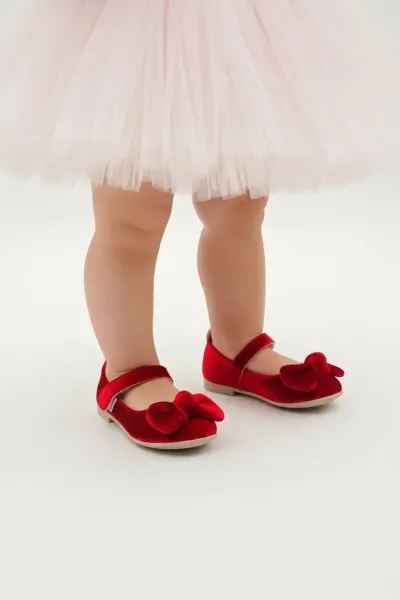 Fiyonk Detaylı Kız Bebek Babet — Kırmızı