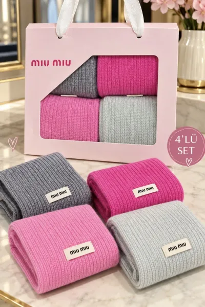 Hediye Kutulu 4'lü Fitilli Çorap Seti Pembe Kutu