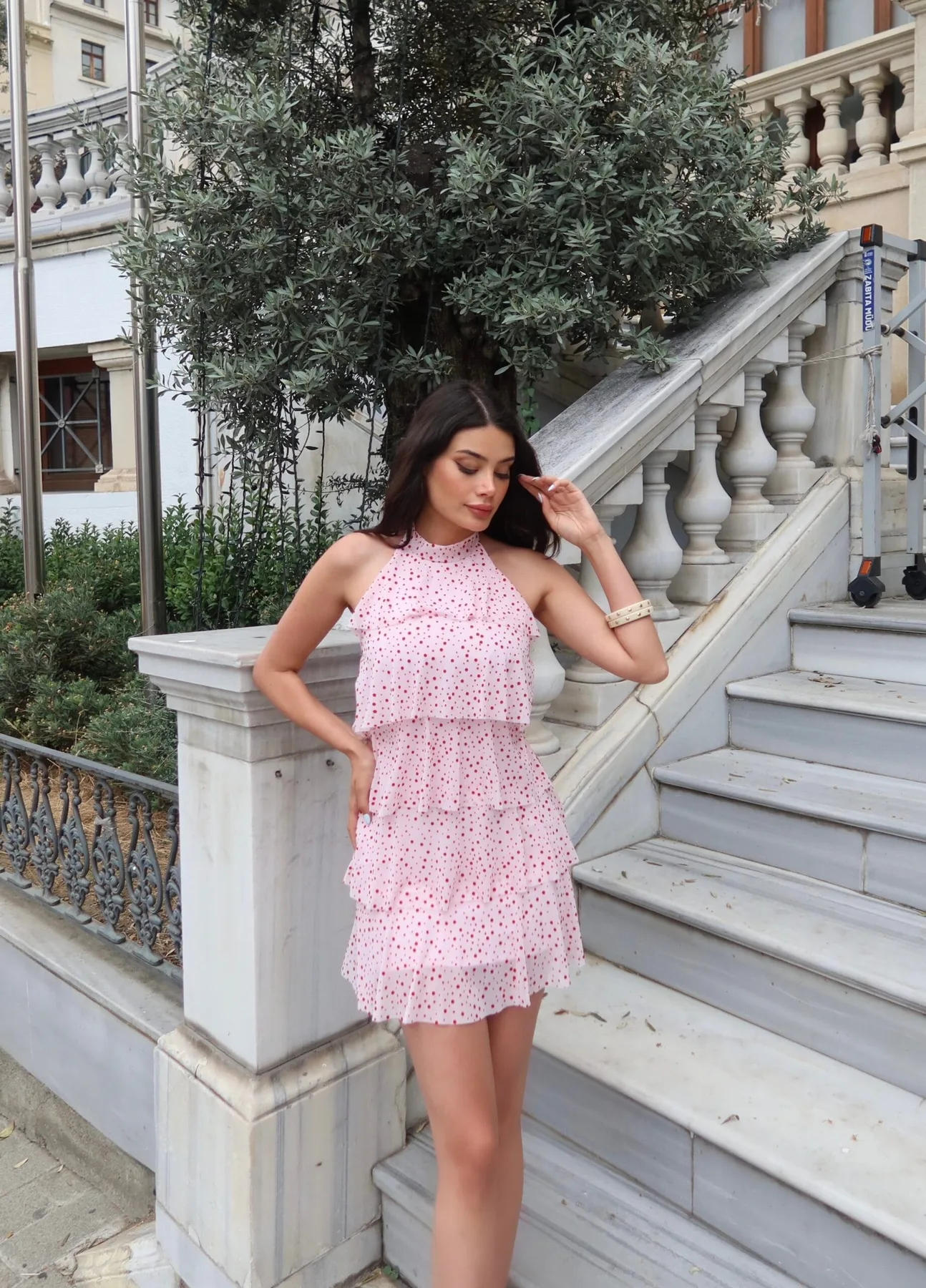 Puantiyeli Fırfırlı Mini Elbise - Görsel 4